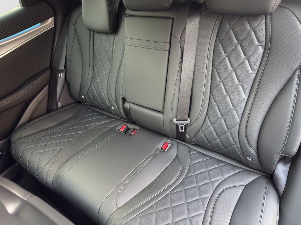BYD SEALION 7 2025