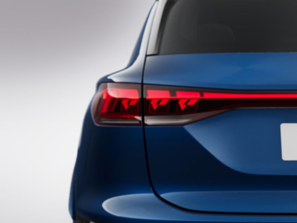 Audi SQ6 e-tron 2025