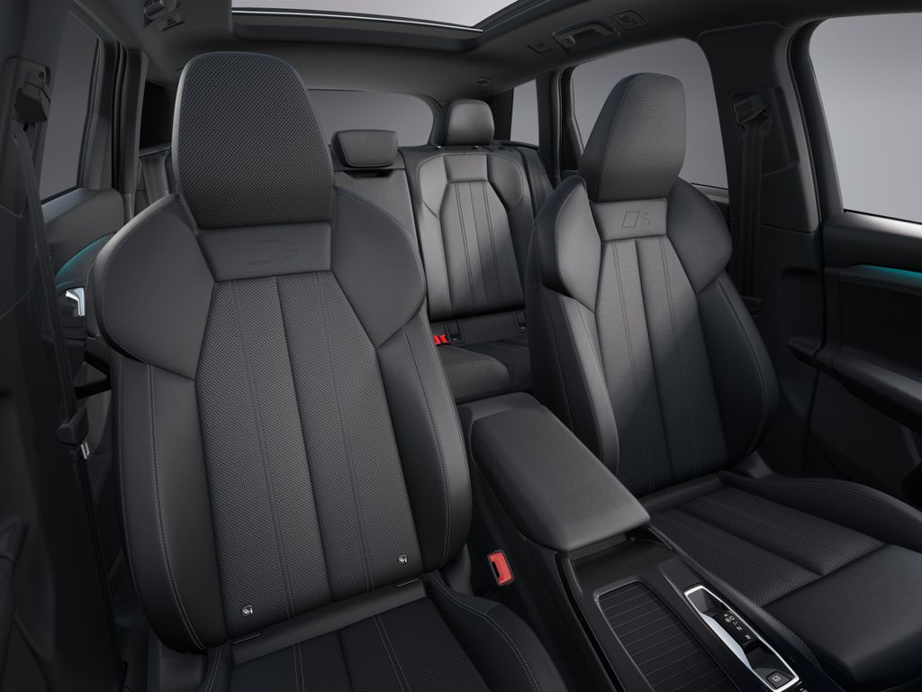 Audi SQ6 e-tron 2025