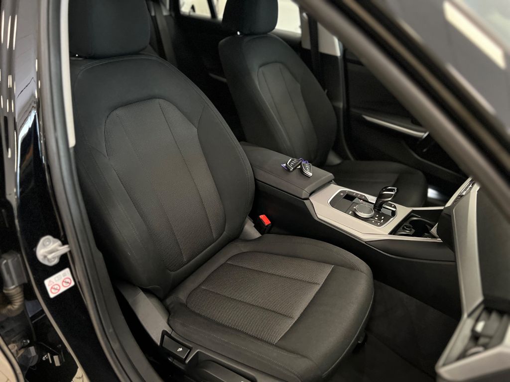 BMW 318 2021