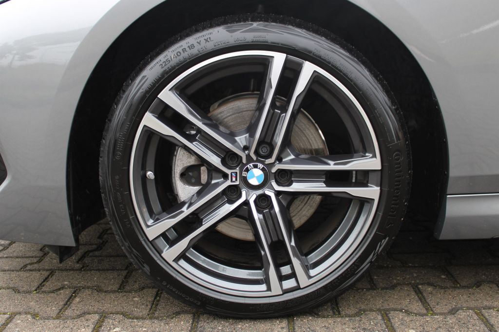 BMW 218 Gran Coupé 2024