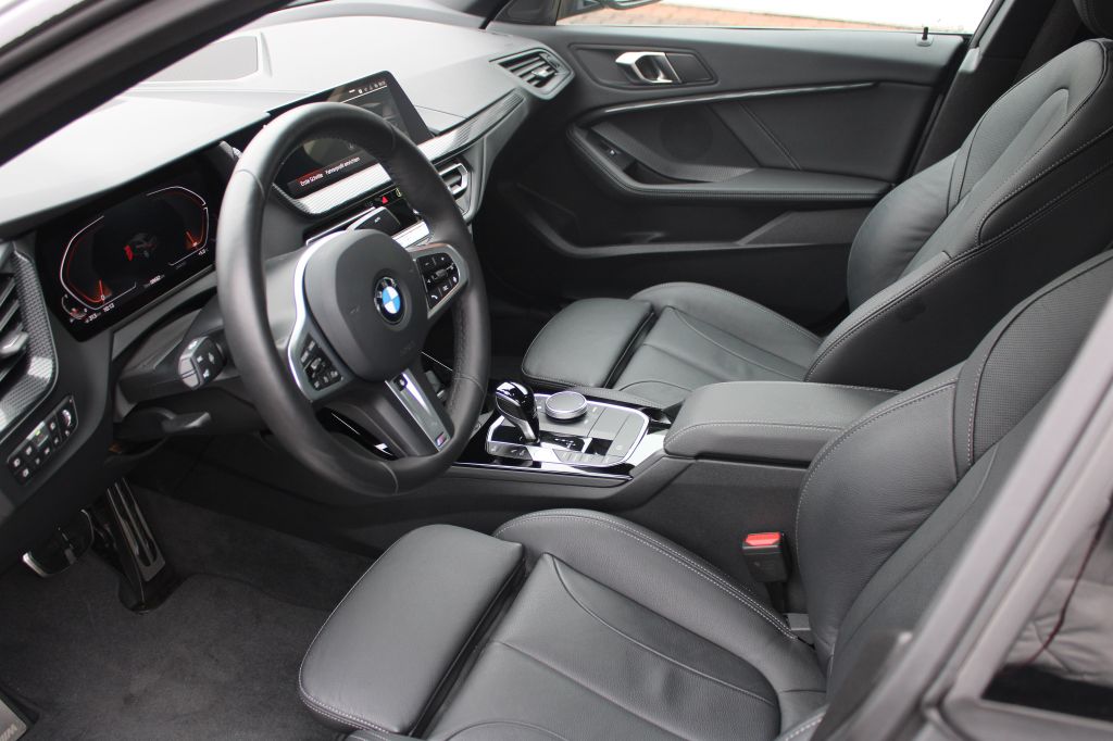 BMW 218 Gran Coupé 2024