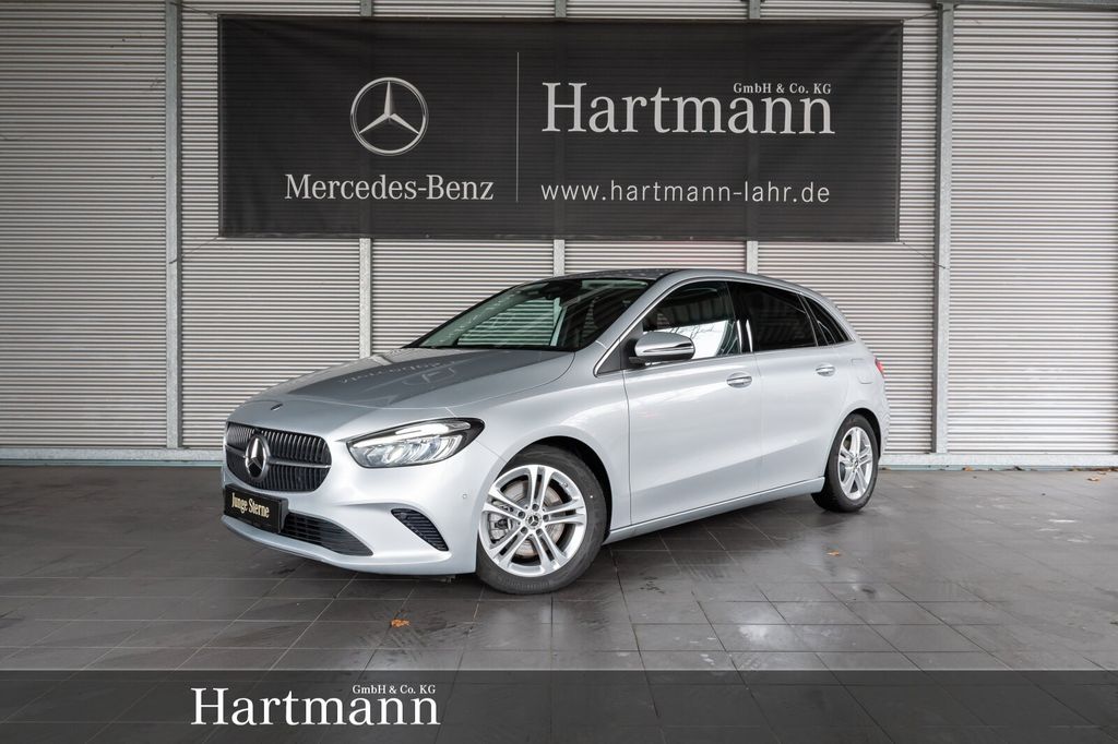 Mercedes-Benz B 220 2023
