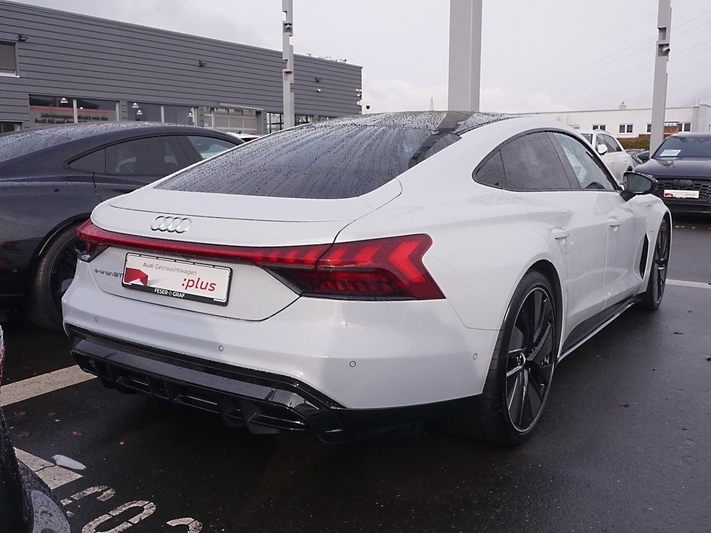Audi e-tron GT 2022