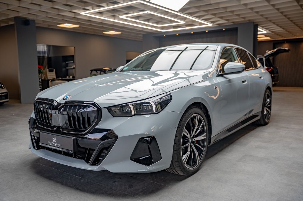 BMW 520 2025