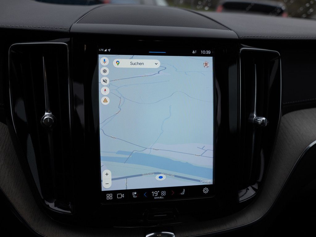 Volvo XC60 2022