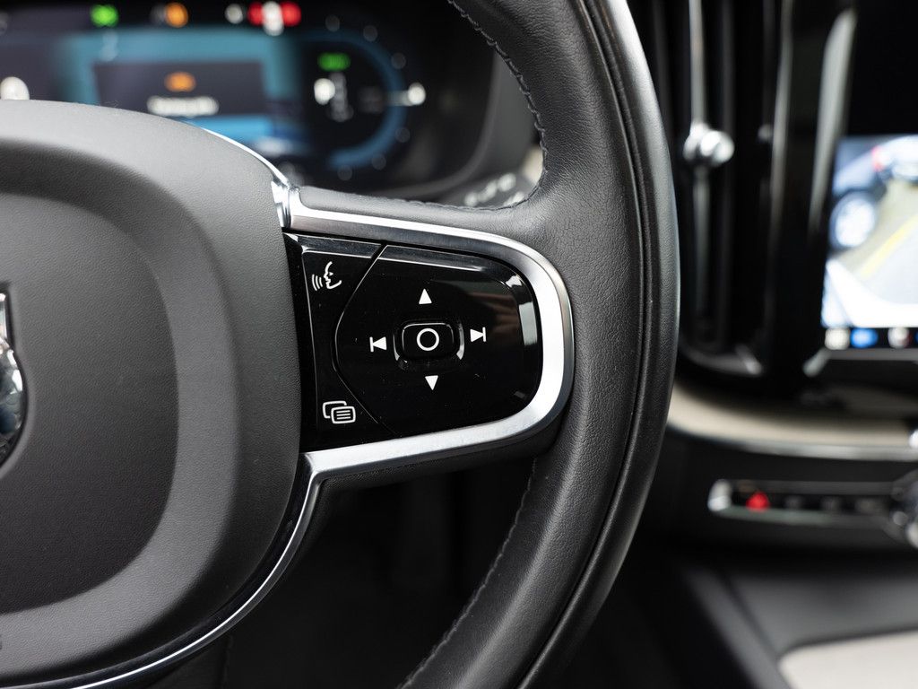 Volvo XC60 2022