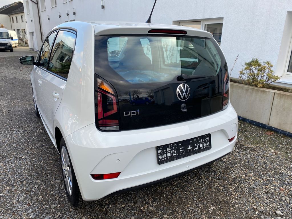 Volkswagen up! 2023