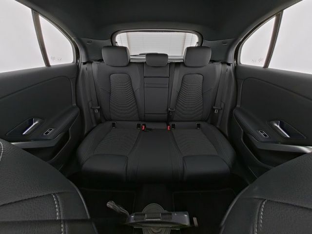 Mercedes-Benz A 200 2024