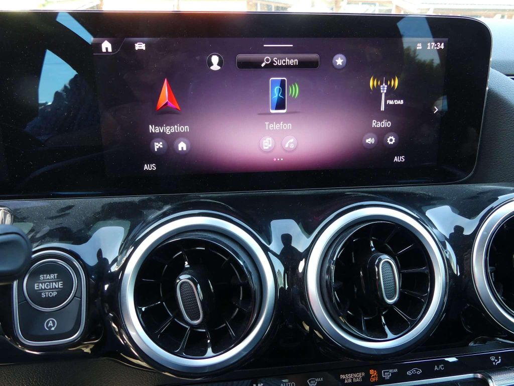 Mercedes-Benz B 200 2024