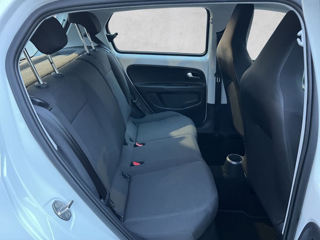 Volkswagen up! 2022