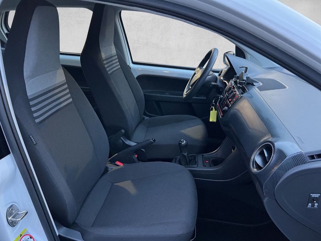 Volkswagen up! 2022