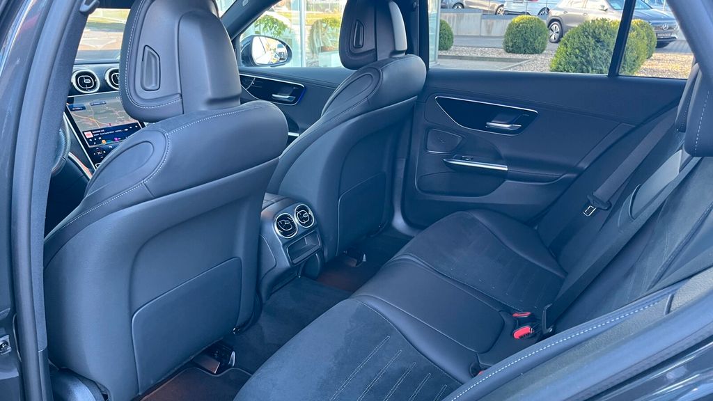 Mercedes-Benz C 200 2024