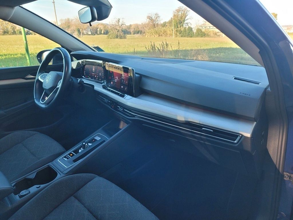 Volkswagen Golf 2023