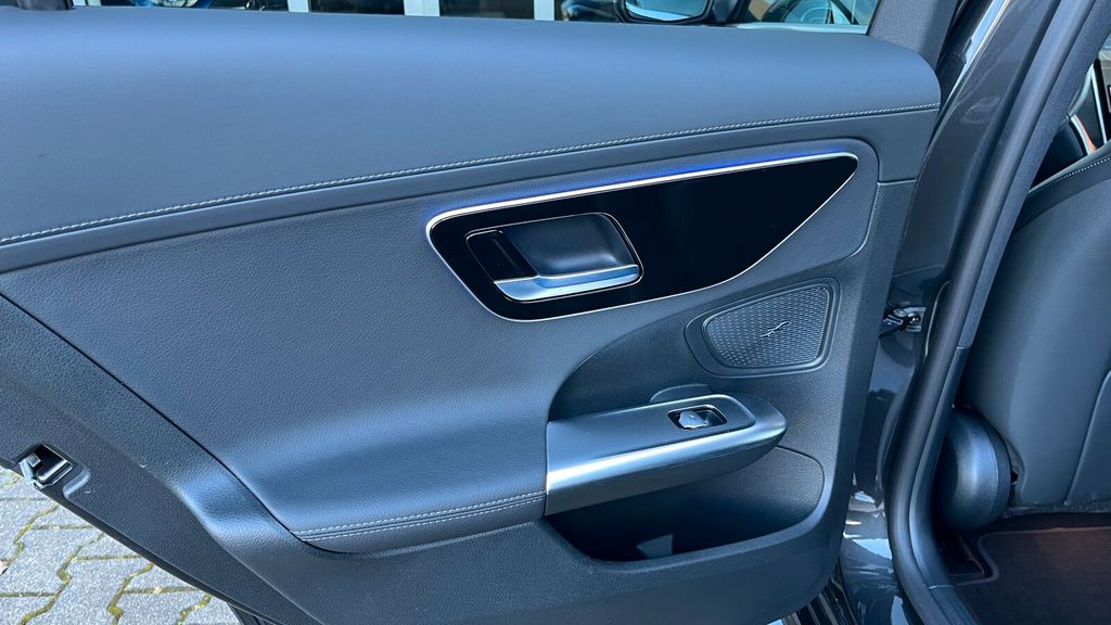 Mercedes-Benz C 200 2024