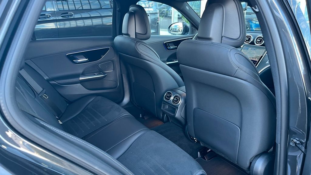 Mercedes-Benz C 200 2024