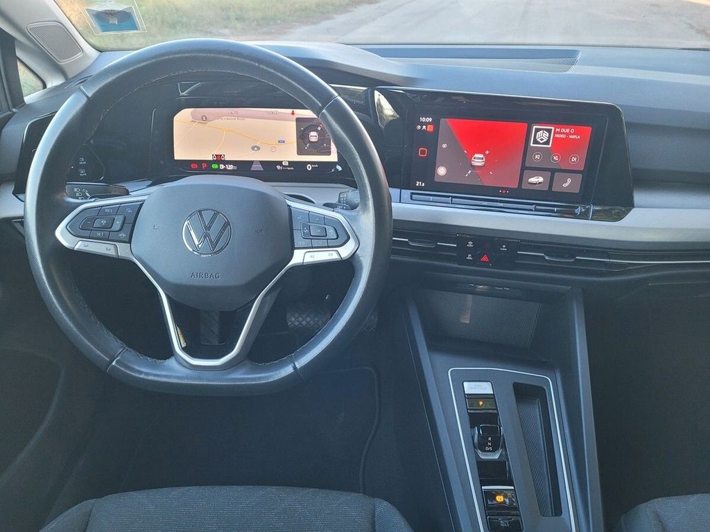 Volkswagen Golf 2023