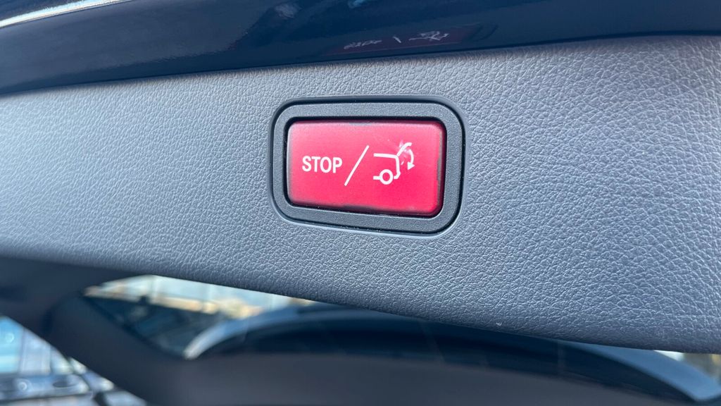 Mercedes-Benz C 200 2024