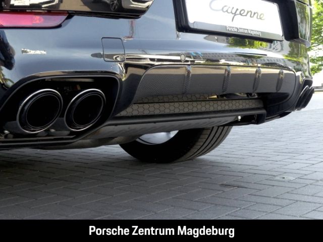 Porsche Cayenne 2025