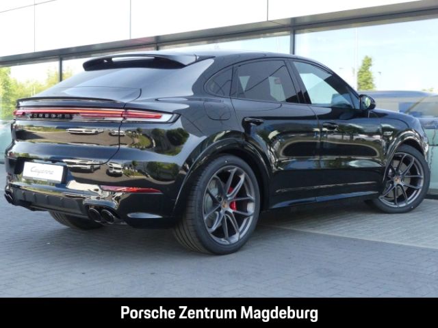 Porsche Cayenne 2025
