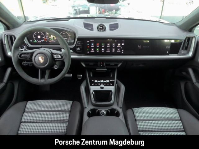 Porsche Cayenne 2025