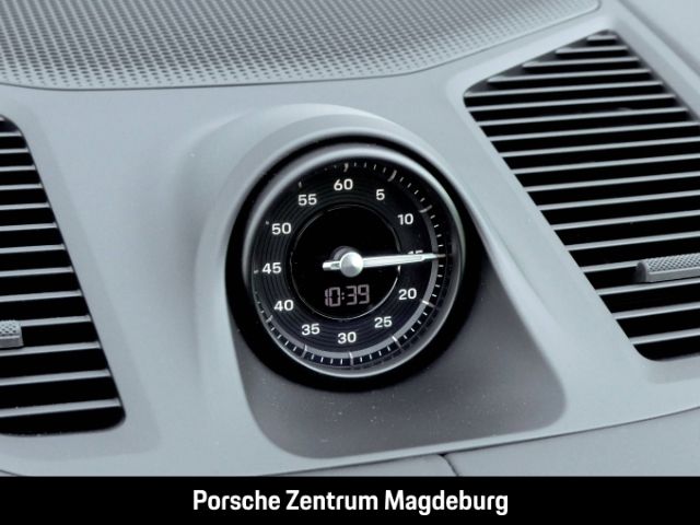 Porsche Cayenne 2025