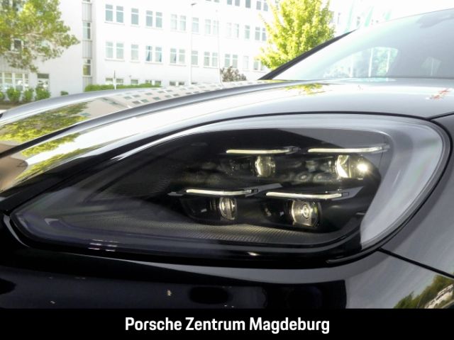 Porsche Cayenne 2025