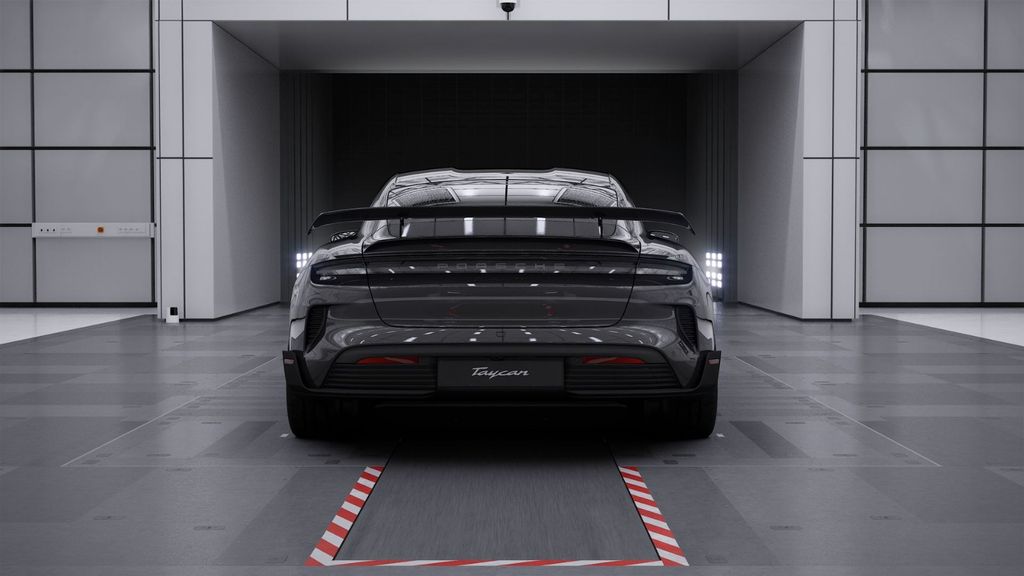 Porsche Taycan 2025