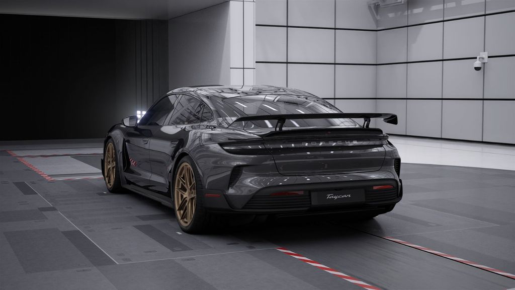 Porsche Taycan 2025
