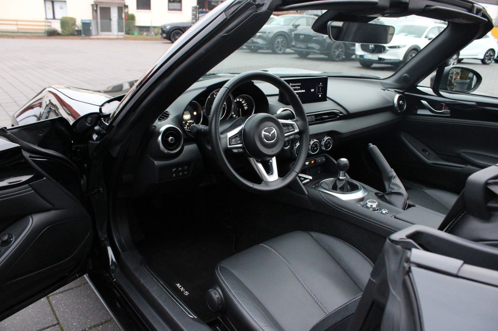 Mazda MX-5 2024