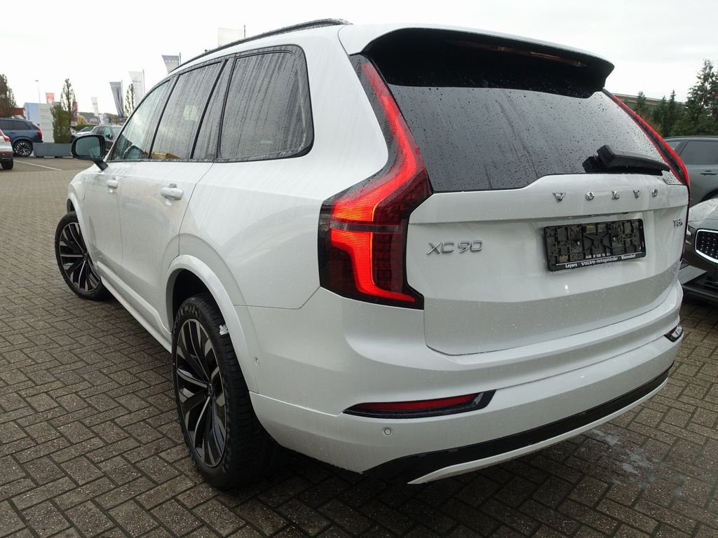 Volvo XC90 2025