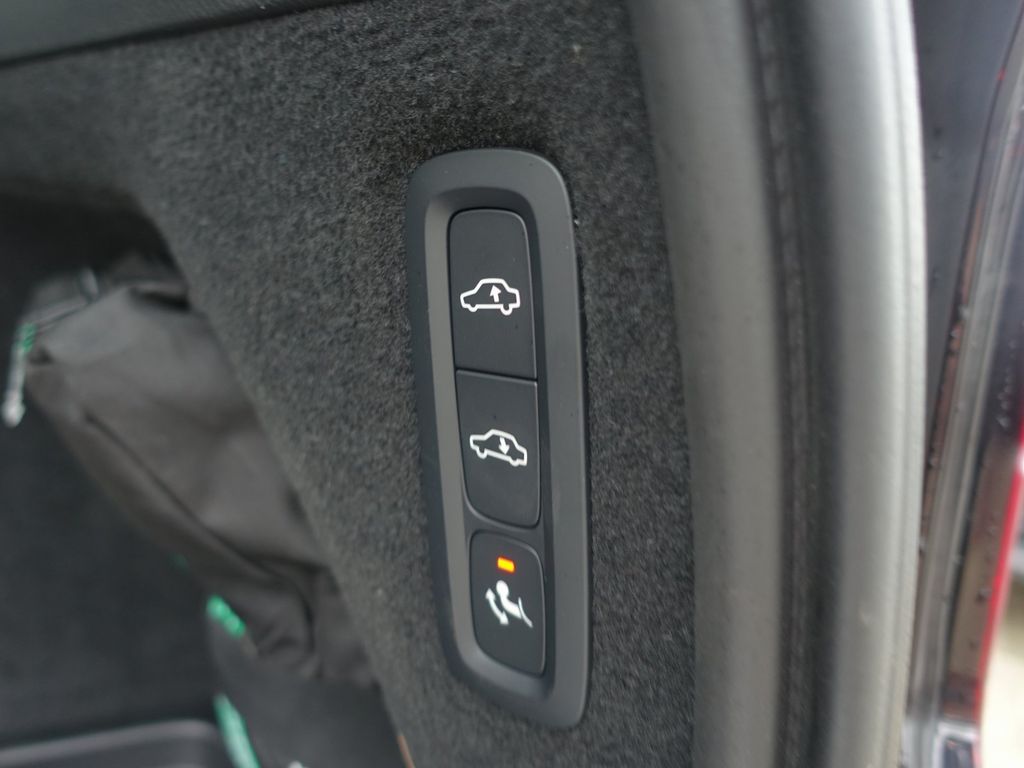 Volvo XC90 2025