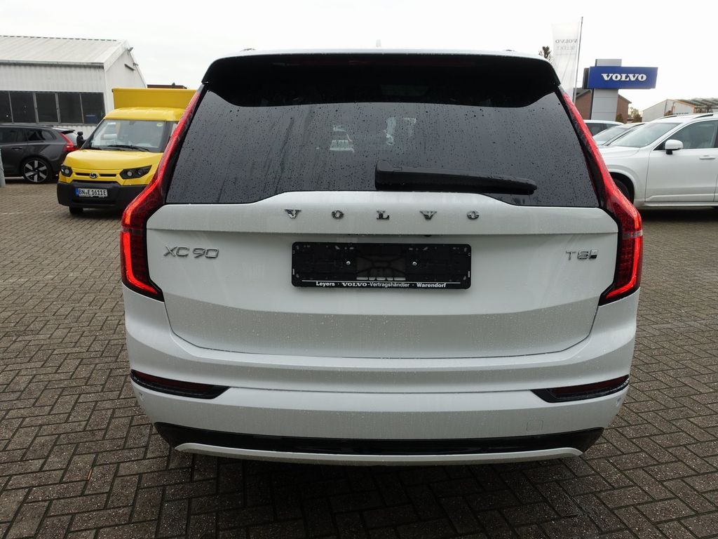 Volvo XC90 2025