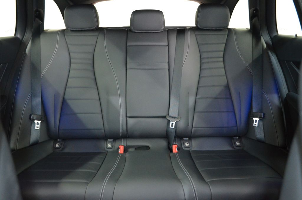 Mercedes-Benz E 300 2022