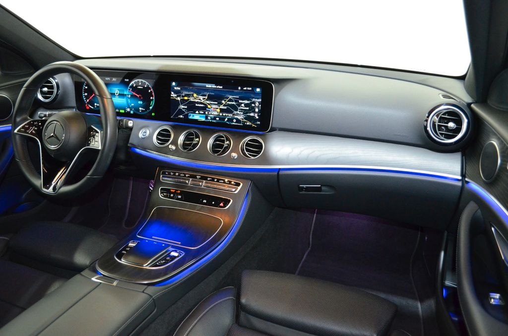 Mercedes-Benz E 300 2022