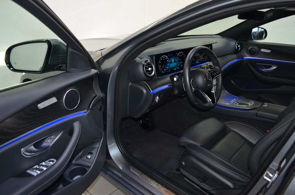 Mercedes-Benz E 300 2022