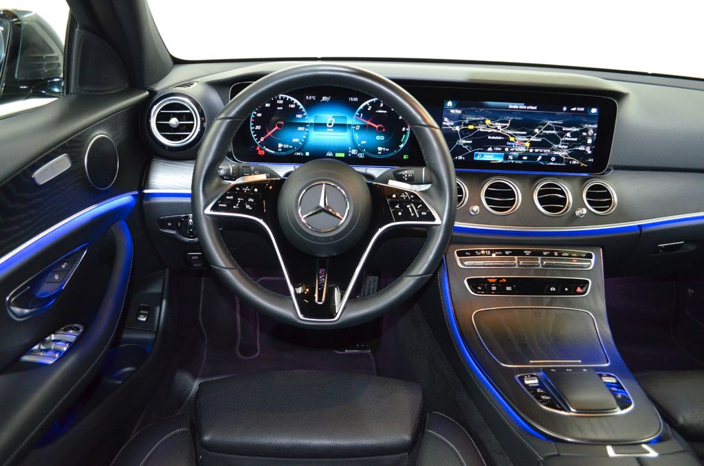 Mercedes-Benz E 300 2022