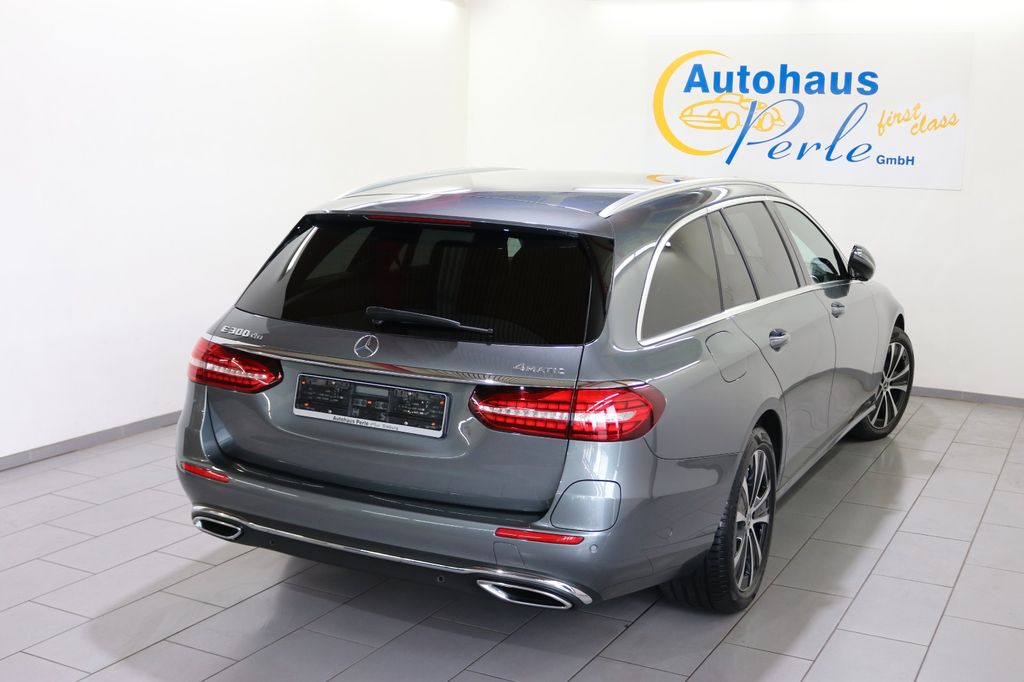 Mercedes-Benz E 300 2022