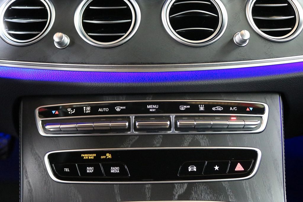 Mercedes-Benz E 300 2022