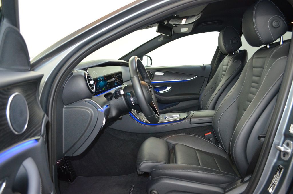 Mercedes-Benz E 300 2022