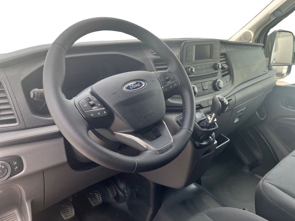 Ford Transit 2024