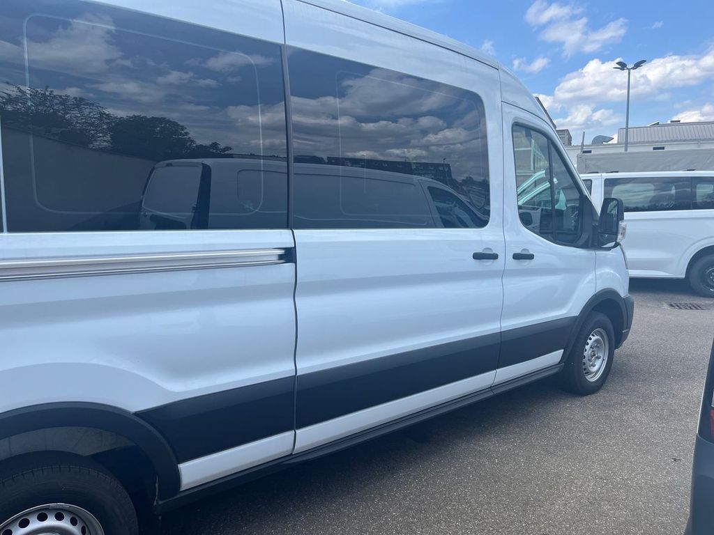 Ford Transit 2024