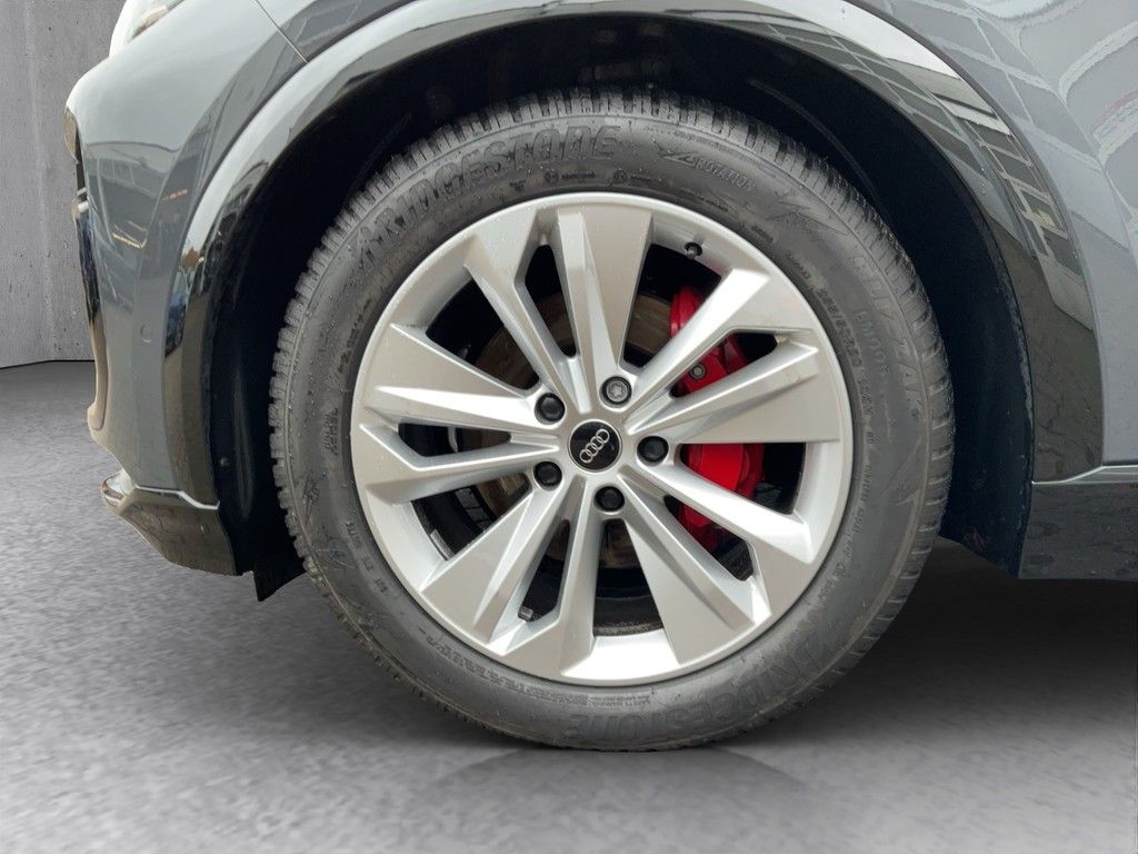 Audi Q6 e-tron 2025