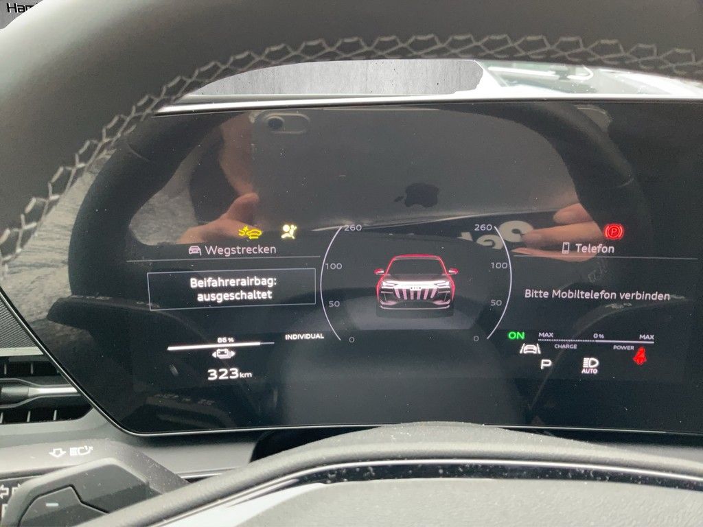 Audi Q6 e-tron 2025