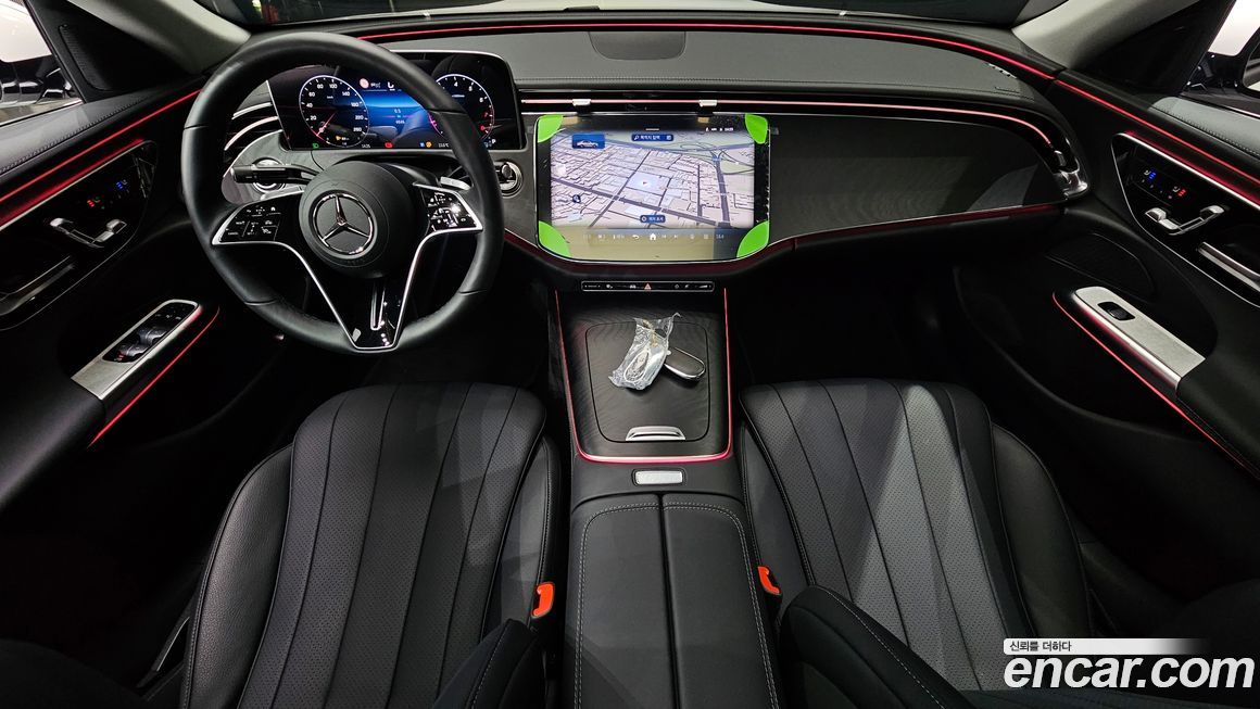 Mercedes-Benz E-Class 2025