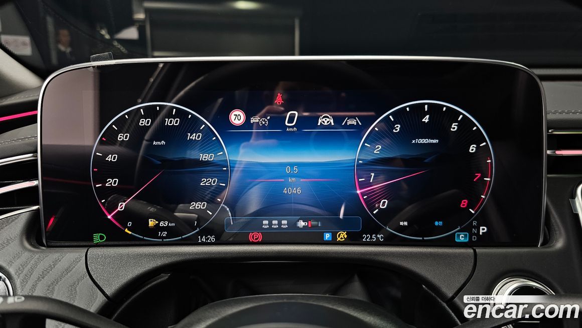 Mercedes-Benz E-Class 2025