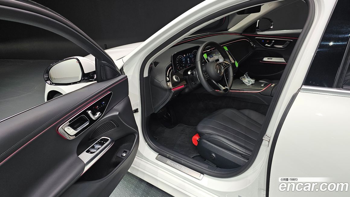 Mercedes-Benz E-Class 2025