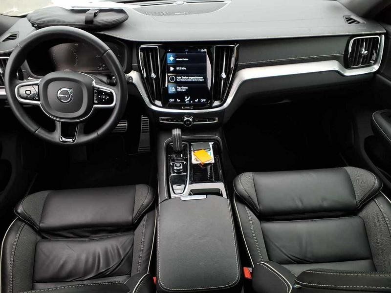 Volvo V60 2021