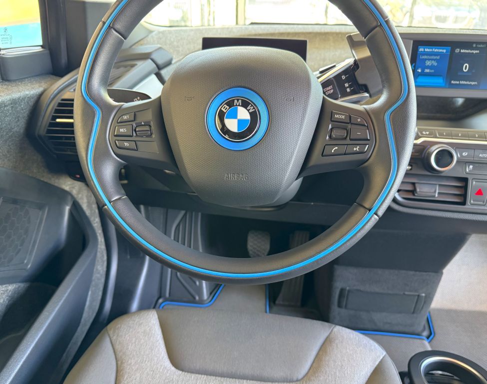 BMW i3 2022