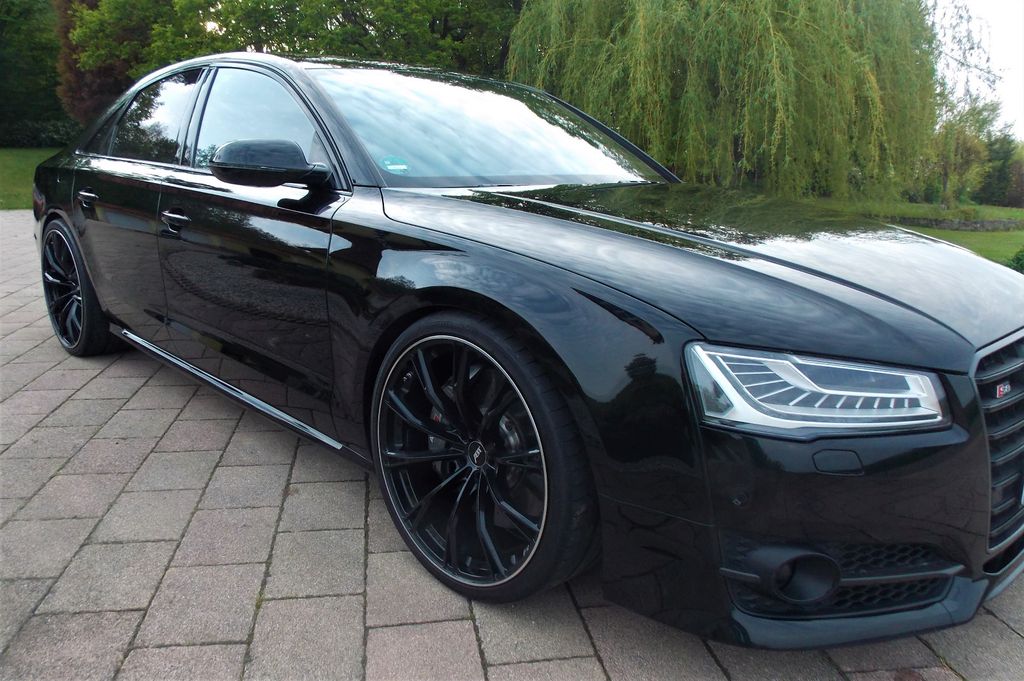 Audi S8 2016